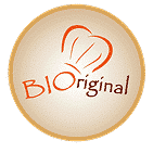 Logo rond de la marque BIOoriginal, toque de chef orange et texte "BIOoriginal" en rouge sur fond beige clair.